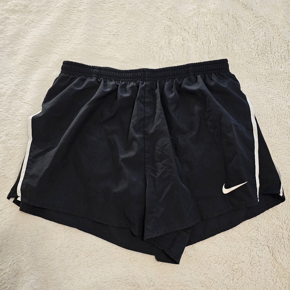✅️ Nike Black & White Running Dri-Fit Athletic Shorts Size Large Womens